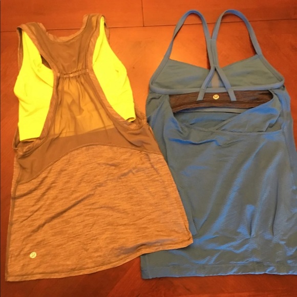 Lululemon tank Bundle of 3 ( light blue is sold ) - Picture 3 of 4